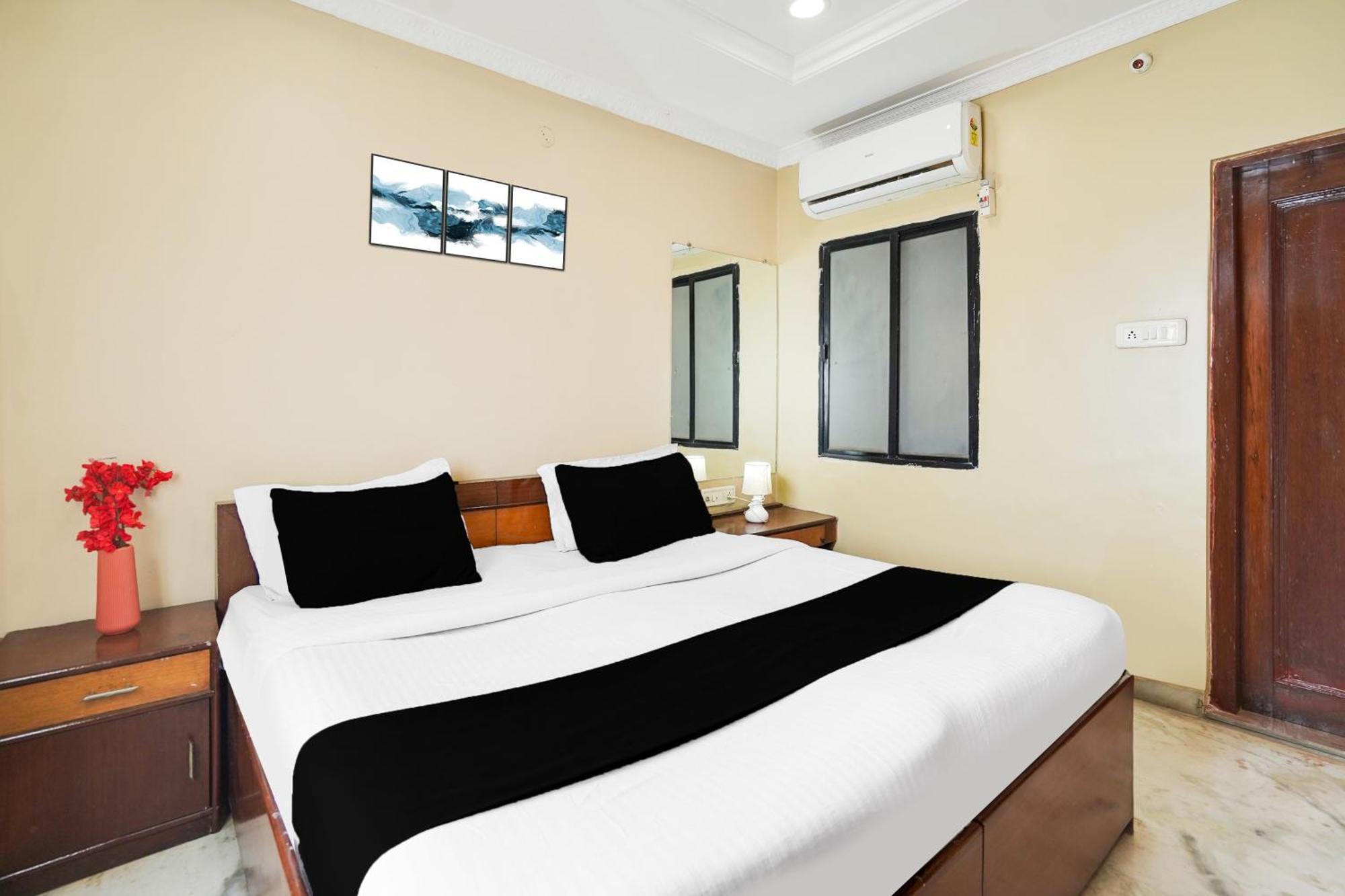 Super Hotel O Pithampur Formerly Ganga Residency Akolia Zewnętrze zdjęcie